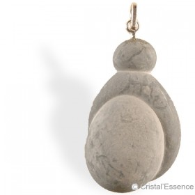Pendentif pierre des Fées pour le développement de la féminité