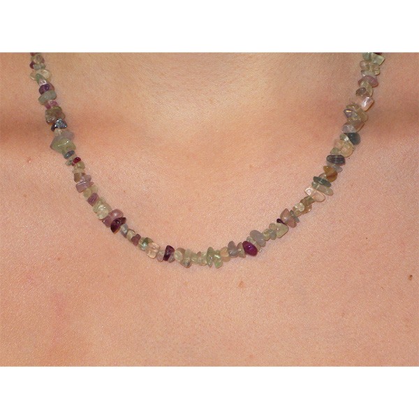 Collier Fluorite multicolore baroque pour favoriser la concentration mentale