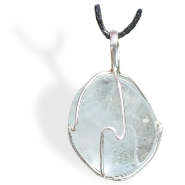 Pendentif Topaze bleue roulée, montage argent pour la voie chantée