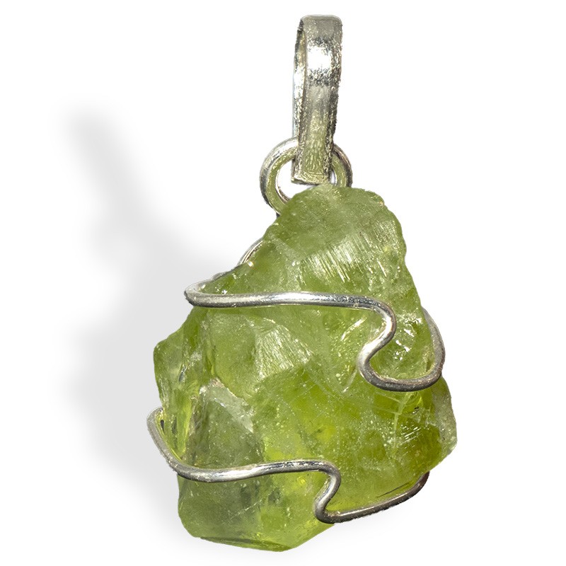 Péridot brut, pendentif plaqué or