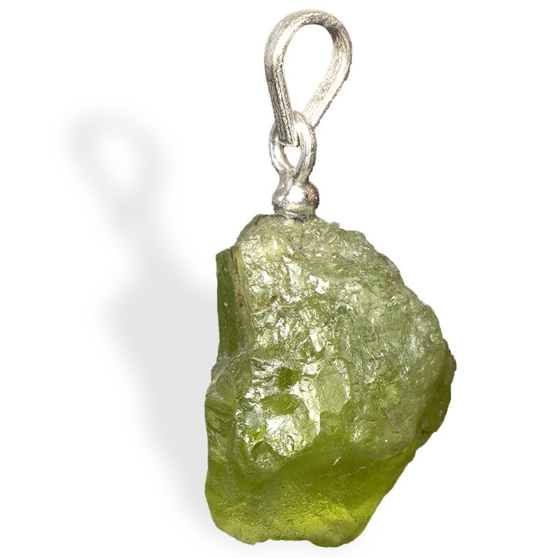 Péridot brut, pendentif attache