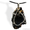 Pendentif Hématite du Brésil, cristal avec Rutile, cerclage argent, pour les maladies liées au sang et l'ancrage.