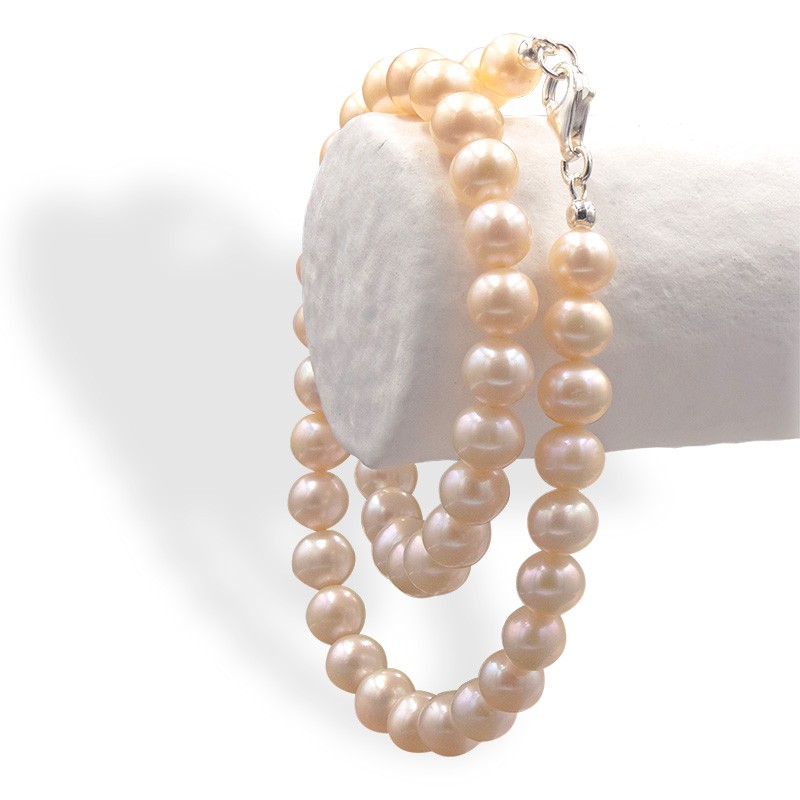 Perles naturelles en collier