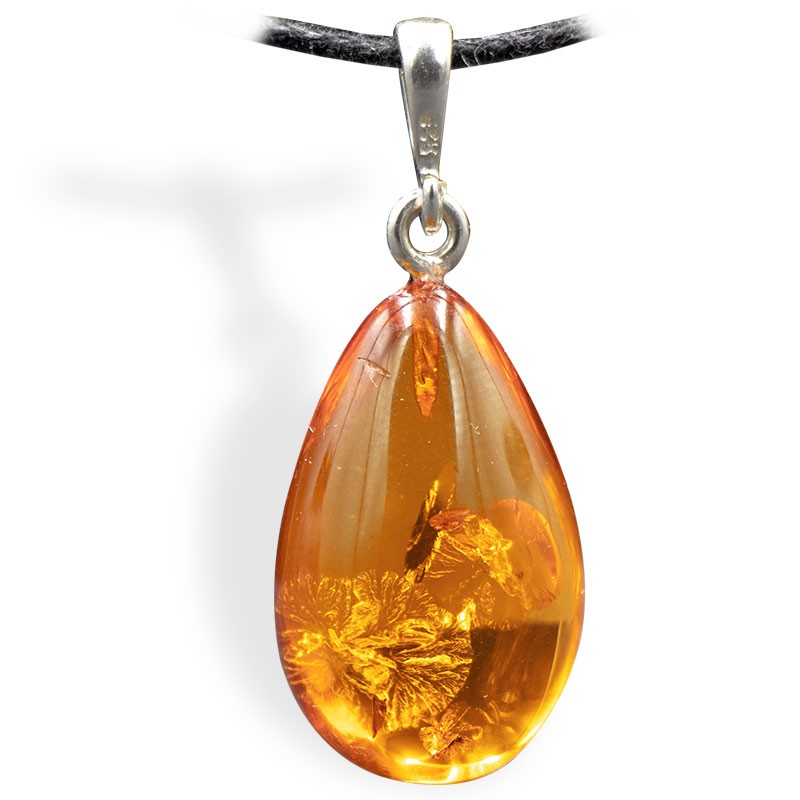 Pendentif Ambre taillé goutte, attache argent, pour les problèmes respiratoires.