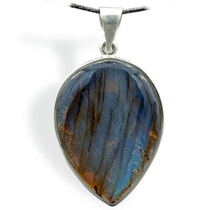 Pendentif Labradorite cabochon goutte inversée, reflets bleu-verts, montage argent, contre les négativités.