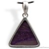 la Sugilite est très adaptée à être portée en pendentif