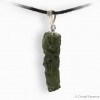 Moldavite en pendentif, pierre d'ouverture du coeur