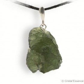 Moldavite authentique en pendentif, pierre d'ouverture du coeur