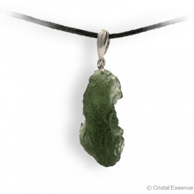 Moldavite brut en pendentif,