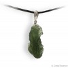 Moldavite brut en pendentif,