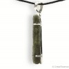 La Moldavite est  la pierre d’ouverture du cœur, en pendentif argent