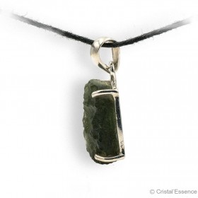 La Moldavite est par excellence la pierre d’ouverture du cœur