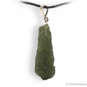 Moldavite, en pendentif, pierre de cœur