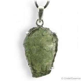 La Moldavite correspond au 4e chakra, le chakra du cœur. Pendentif en argent.
