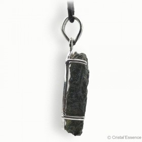 La Moldavite correspond au 4e chakra