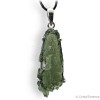 Moldavite, spécimen entier brut, pendentif  griffes argent, 5,03 g
