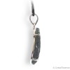 La Moldavite est très adaptée à être portée en pendentif.