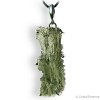 Moldavite de Nesmen Forest en pendentif argent, elle correspond au 4e chakra, le chakra du cœur