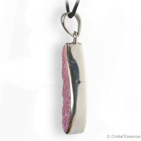 L’Aphrodite correspond au chakra du cœur (4e chakra), elle rend le cœur pur et redonne fraîcheur