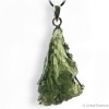 La Moldavite est par excellence la pierre d’ouverture du cœur, et de façon plus large, d’ouverture à la vie.