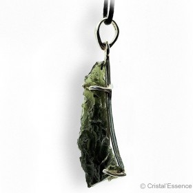 La Moldavite est par excellence la pierre d’ouverture du cœur