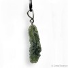 Moldavite spécimen entier brut, pendentif attache, 3,32 g