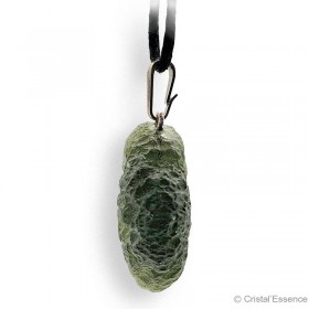 Moldavite brut en pendentif,