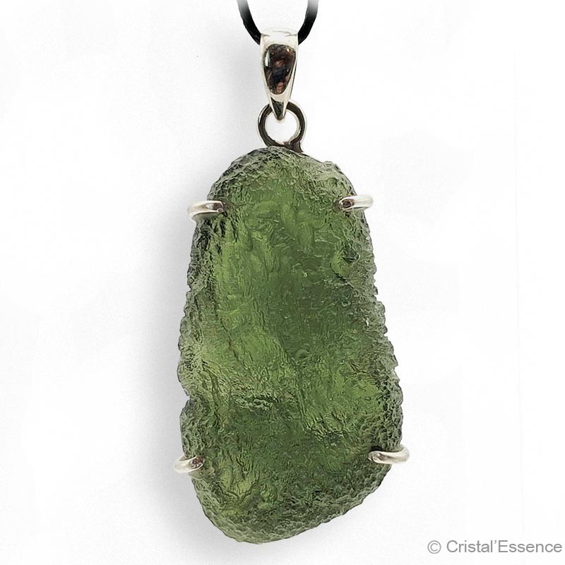 La Moldavite est par excellence la pierre d’ouverture du cœur. Spécimen exceptionnel
