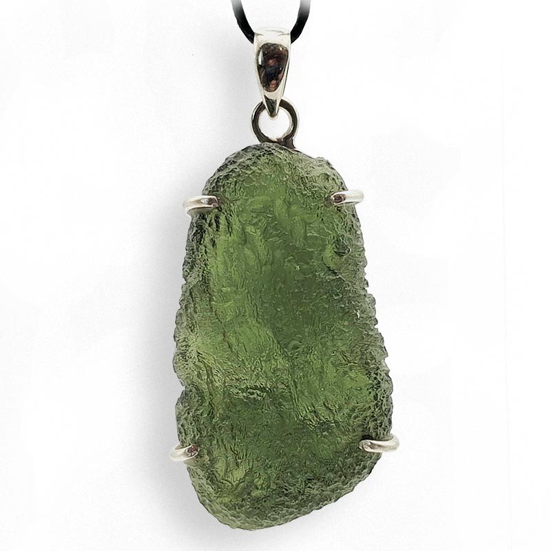 La Moldavite est par excellence la pierre d’ouverture du cœur. Spécimen exceptionnel