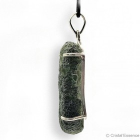 La Moldavite est par excellence la pierre d’ouverture du cœur. Spécimen exceptionnel authentique