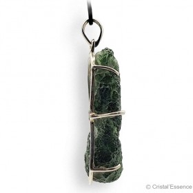 La Moldavite est par excellence la pierre d’ouverture du cœur. Spécimen exceptionnel