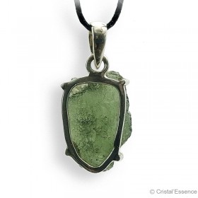 Moldavite authentique en pendentif