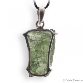 La Moldavite est par excellence la pierre d’ouverture du cœur