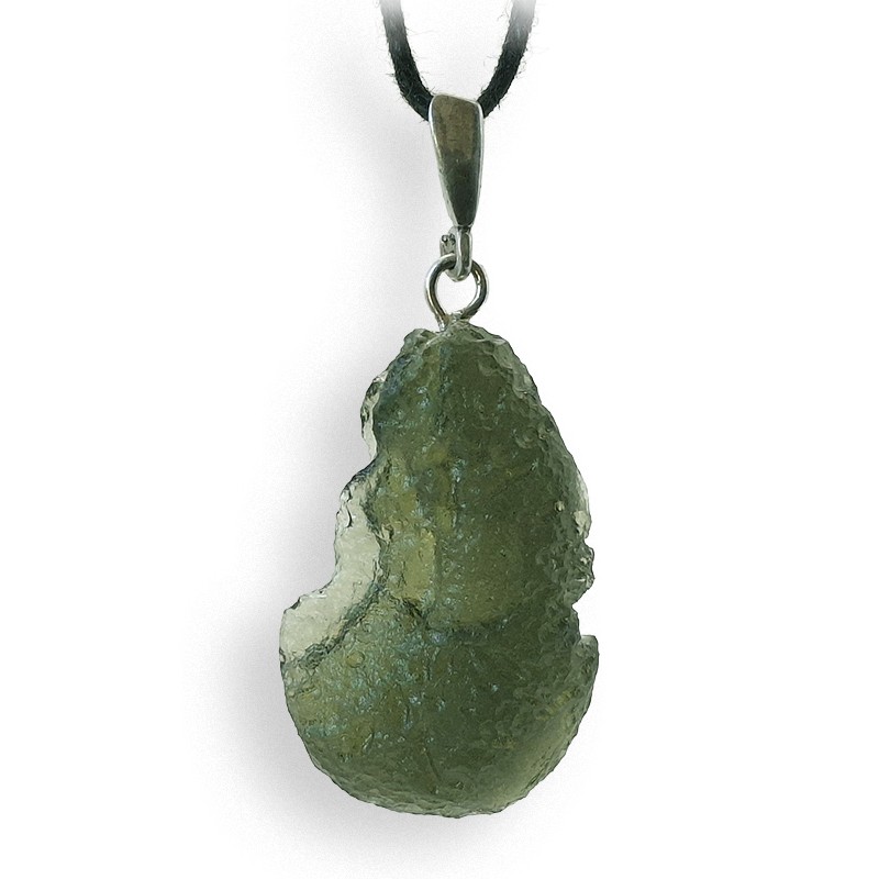 La Moldavite est par excellence la pierre d’ouverture du cœur,