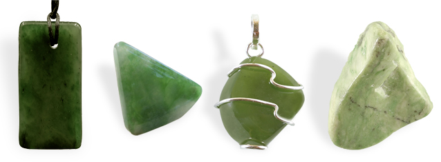 La pierre Jade est une pierre de sérénité et de longévité, par le renforcement des reins et du système nerveux.
