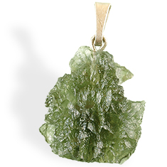 La Moldavite en pendentif